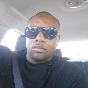 Meet your Posher, Troy